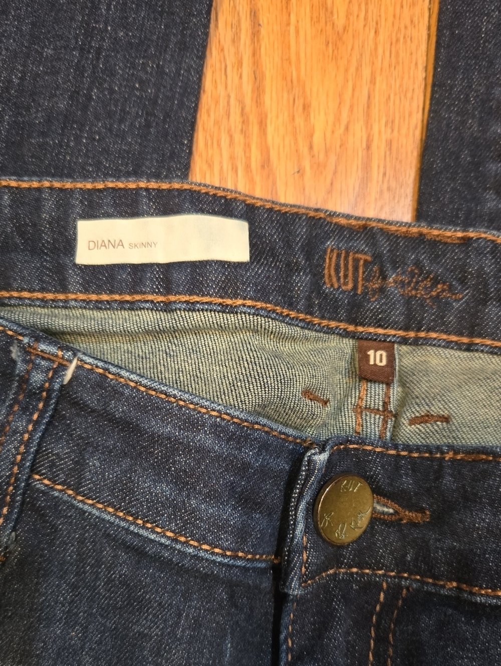 Kut From The Kloth Diana Skinny Jeans - Picture 3 of 5